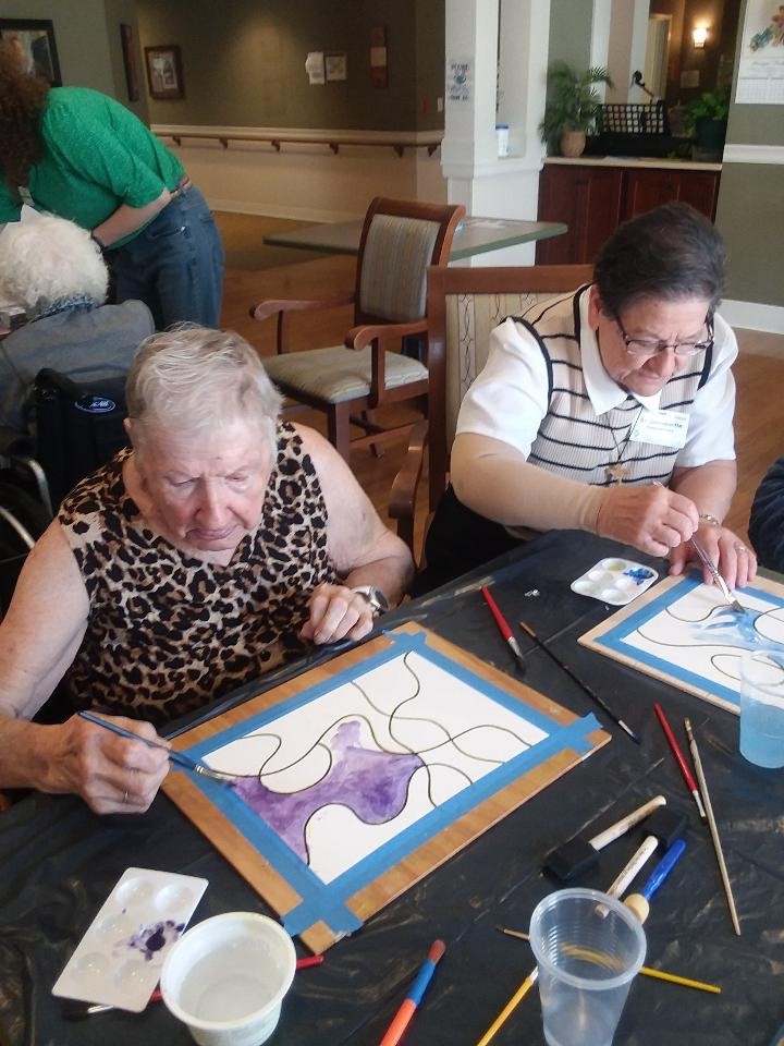 Women doing art at the nursing home